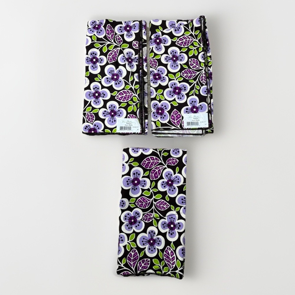 NEW Vera Bradley Set of 3 Cloth Napkins Plum Petals Floral